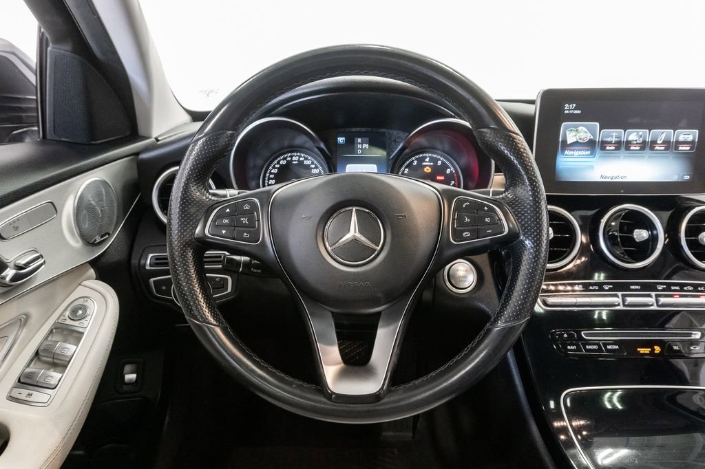Used 2016 Mercedes-Benz C 300 4MATIC Sedan image 19