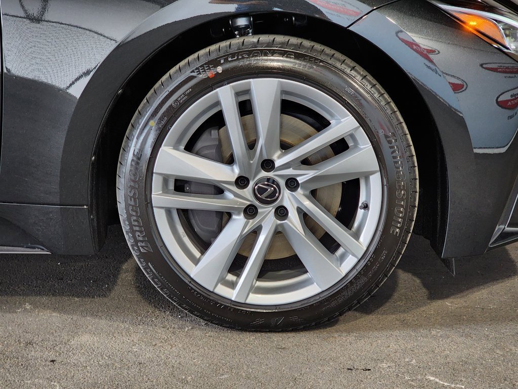 New 2025 Lexus IS 300 image 4