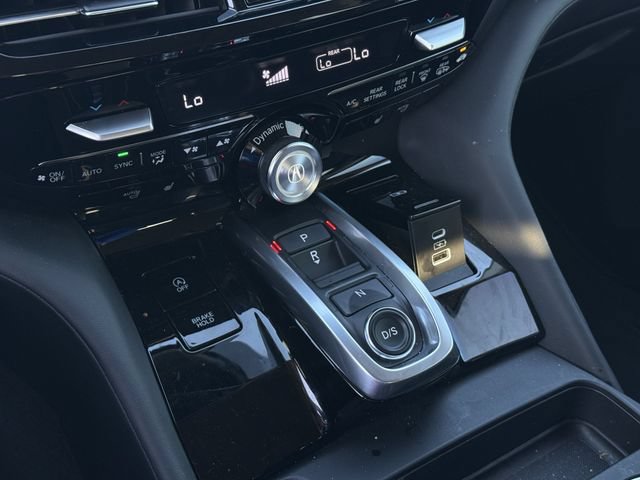 Certified 2025 Acura MDX w/ Technology Package FWD image 18