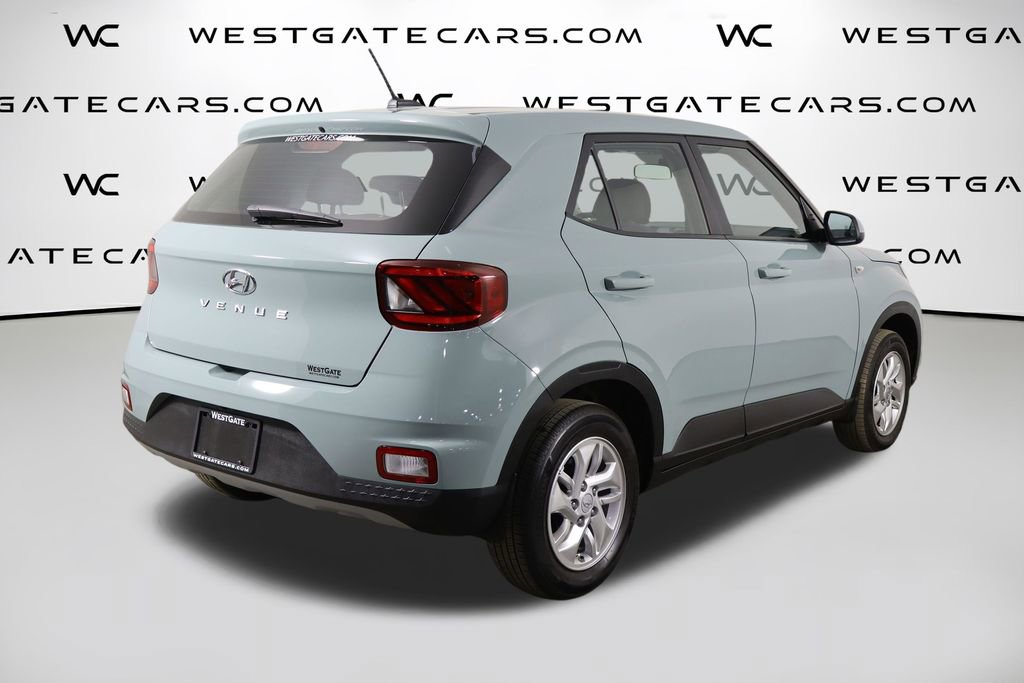 Used 2025 Hyundai Venue SE FWD image 40