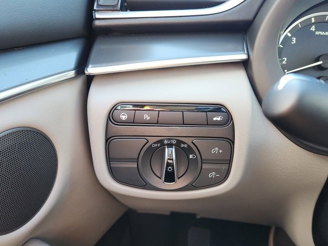 Used 2025 INFINITI QX50 Luxe image 37