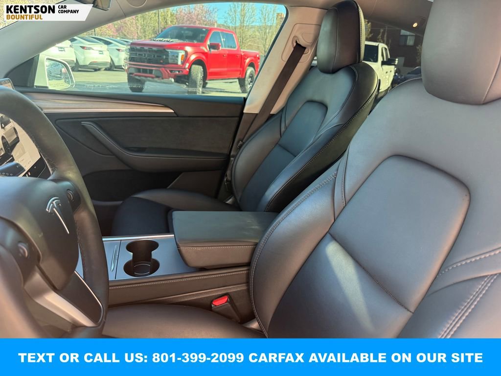 Used 2022 Tesla Model Y Long Range image 29