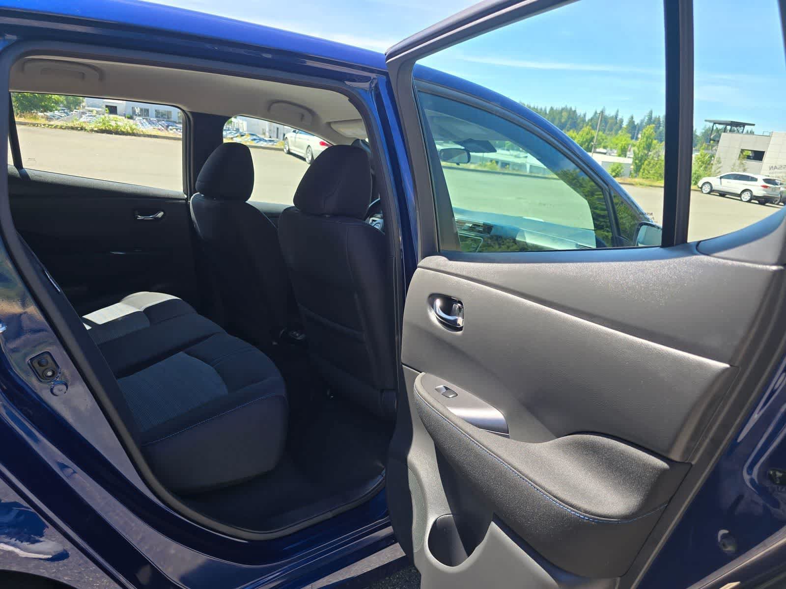 Used 2023 Nissan Leaf S FWD image 14