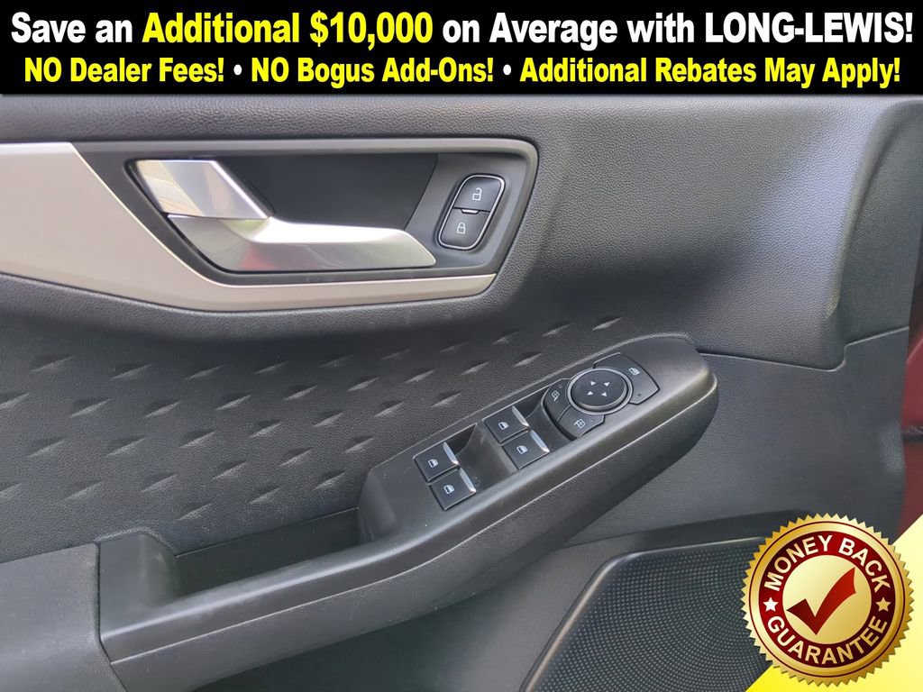 Used 2020 Ford Escape SE image 16