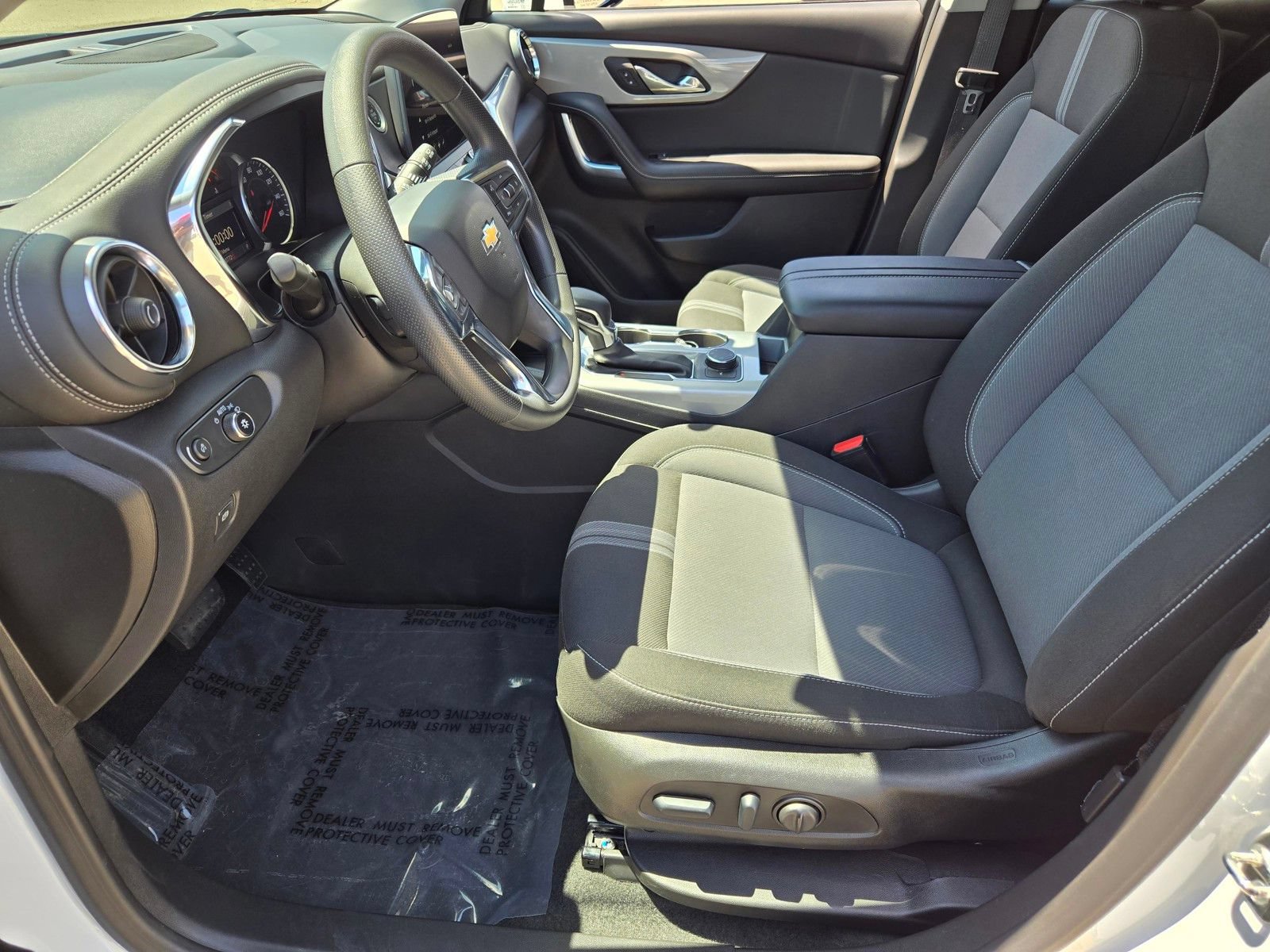 Used 2025 Chevrolet Blazer LT AWD/4WD image 16