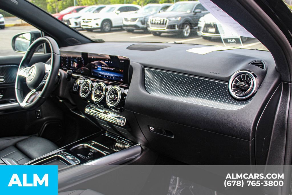 Used 2025 Mercedes-Benz GLA 250 image 24