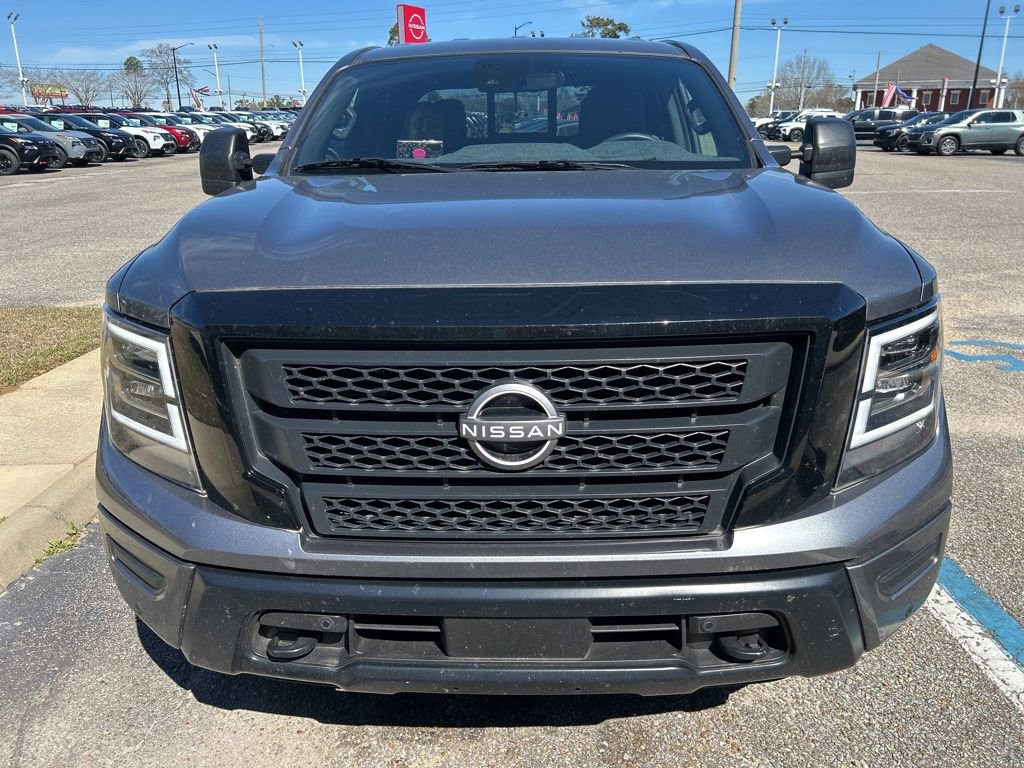 Used 2024 Nissan Titan SV w/ SV Convenience Package image 7