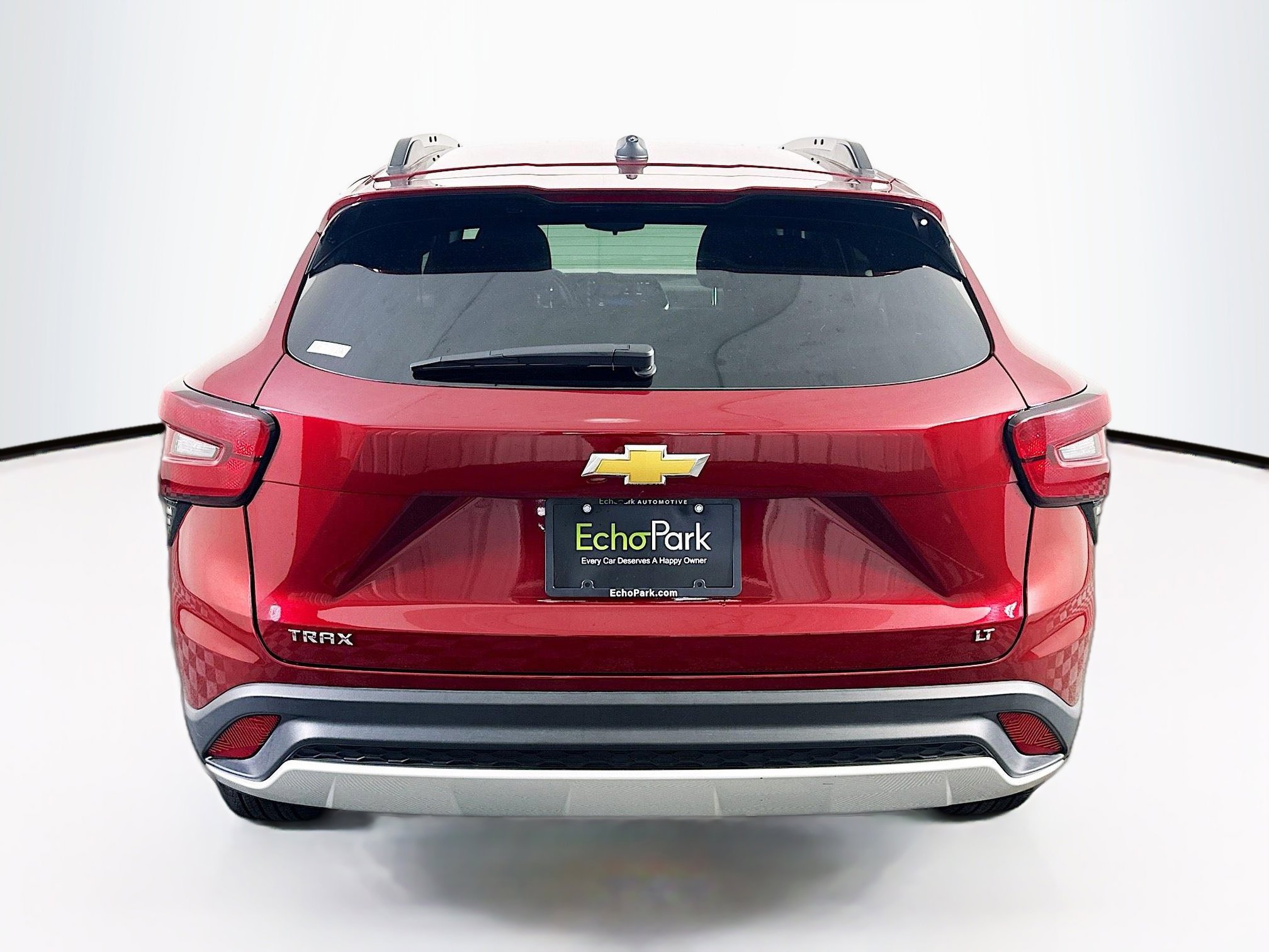 Used 2025 Chevrolet Trax LT w/ LT Convenience Package image 7