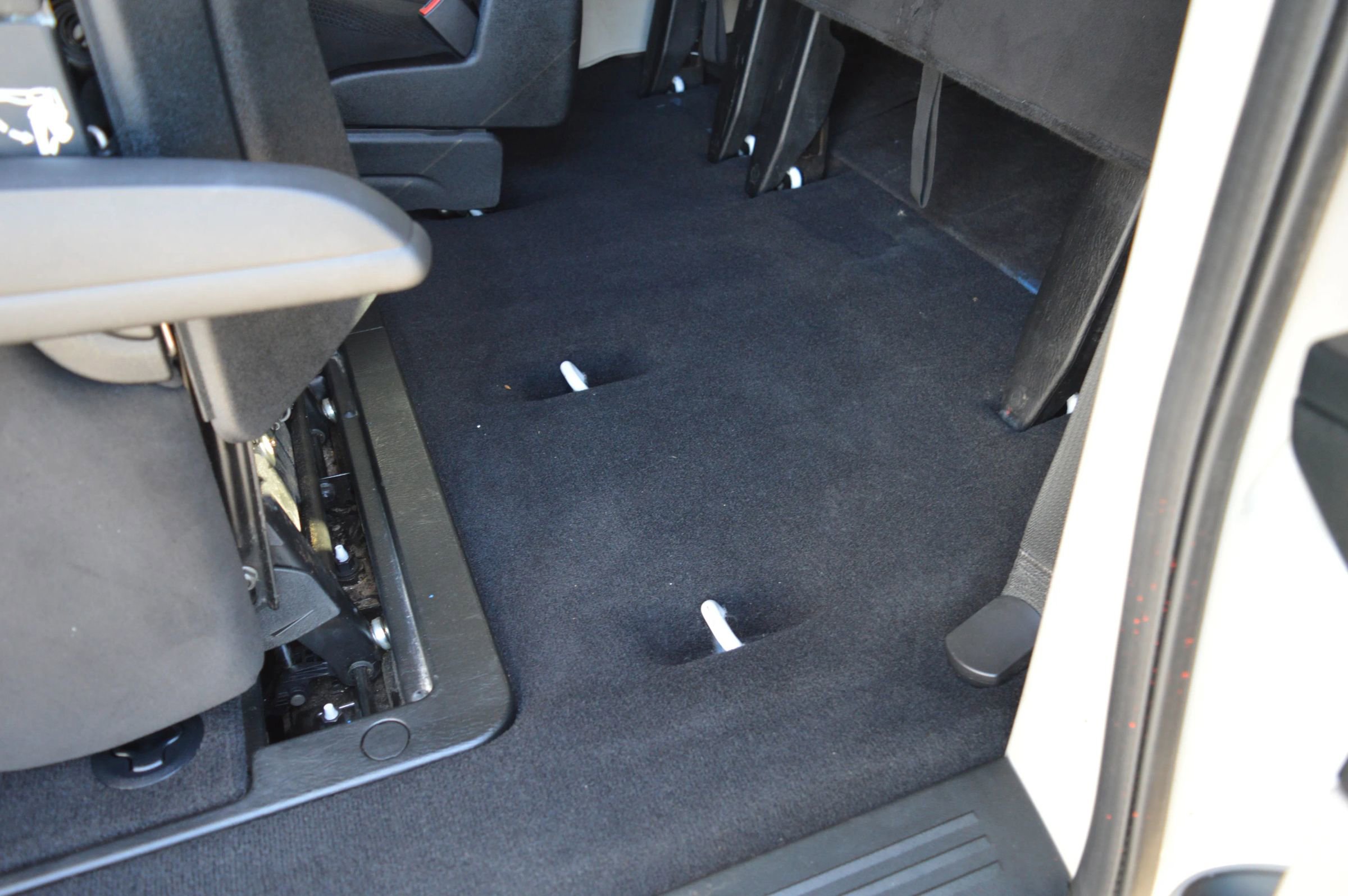 Used 2013 Dodge Grand Caravan SE image 21