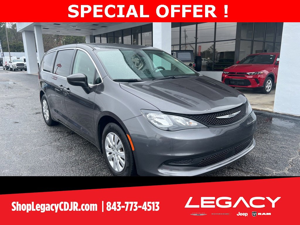 Certified 2021 Chrysler Voyager L image 1