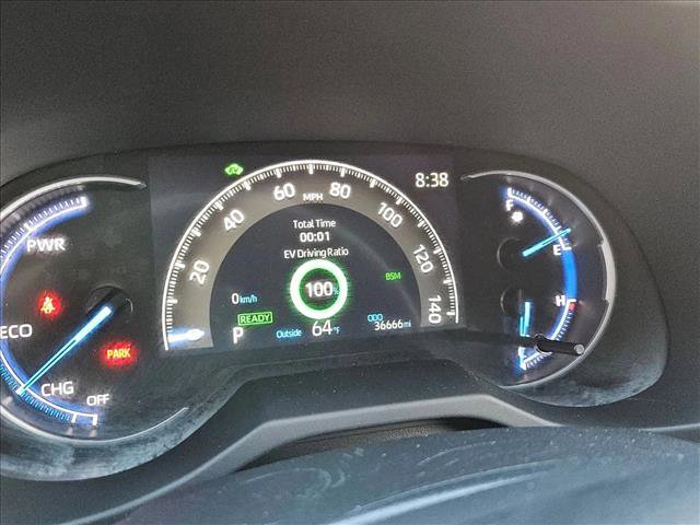 Used 2024 Toyota RAV4 SE image 11