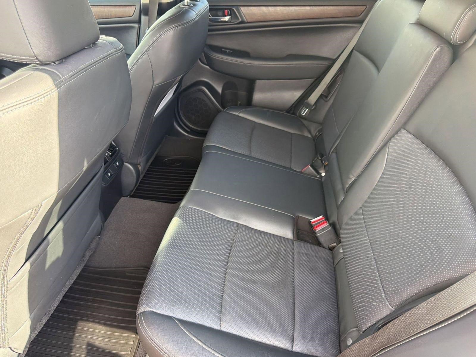 Used 2016 Subaru Outback 3.6R Limited AWD/4WD image 14