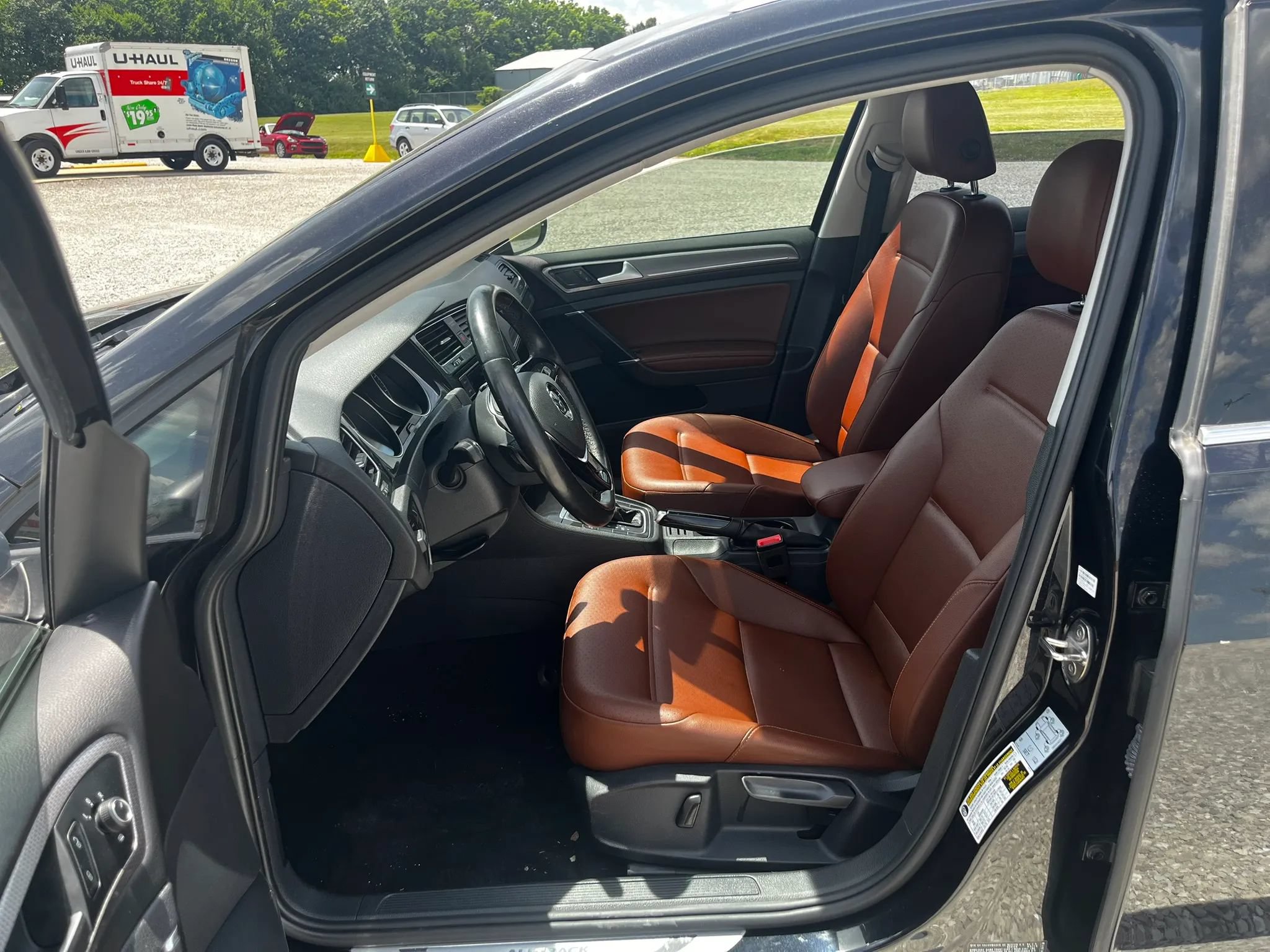Used 2019 Volkswagen Golf Alltrack S AWD/4WD image 9