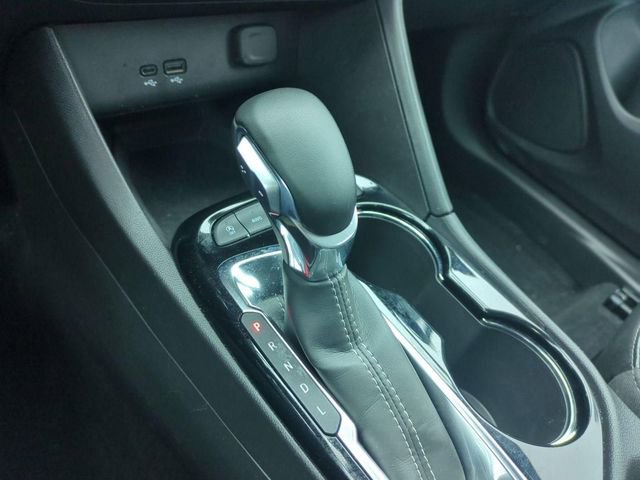 Used 2025 Buick Encore GX Preferred image 13