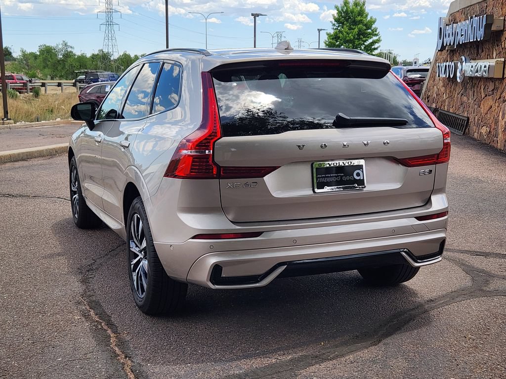 Used 2025 Volvo XC60 B5 Plus AWD/4WD image 27