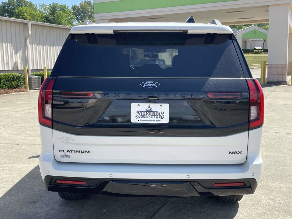 New 2025 Ford Expedition Max Platinum w/ Stealth Performance Package AWD/4WD image 4