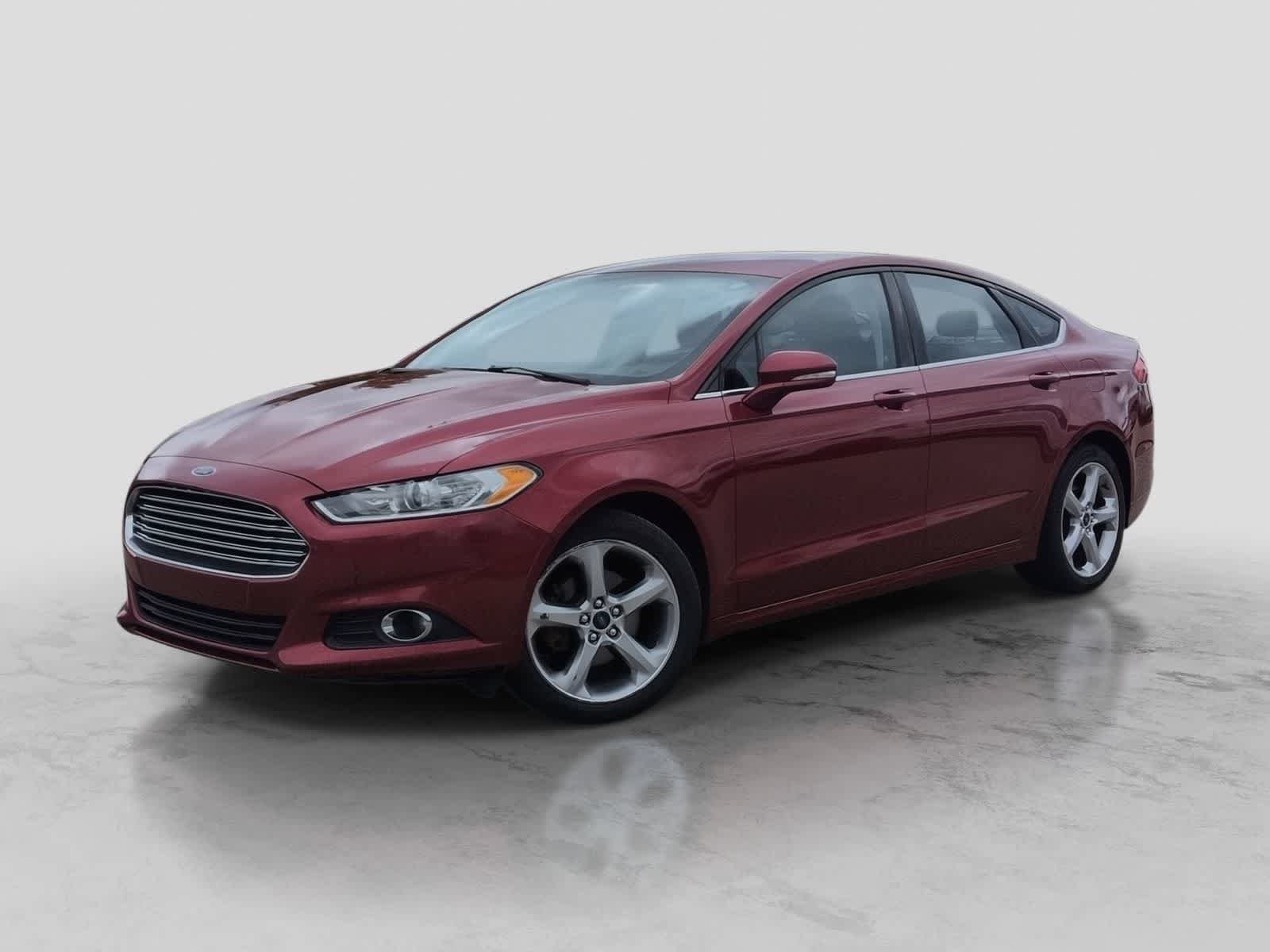 Used 2016 Ford Fusion SE FWD image 1