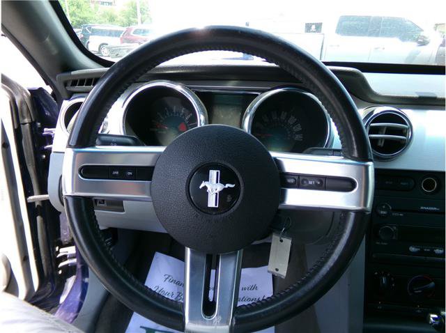 Used 2005 Ford Mustang GT RWD image 17
