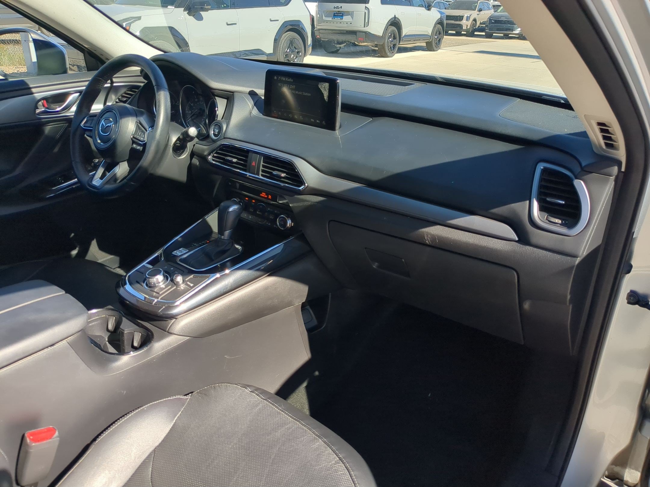Used 2018 MAZDA CX-9 Touring AWD/4WD image 28