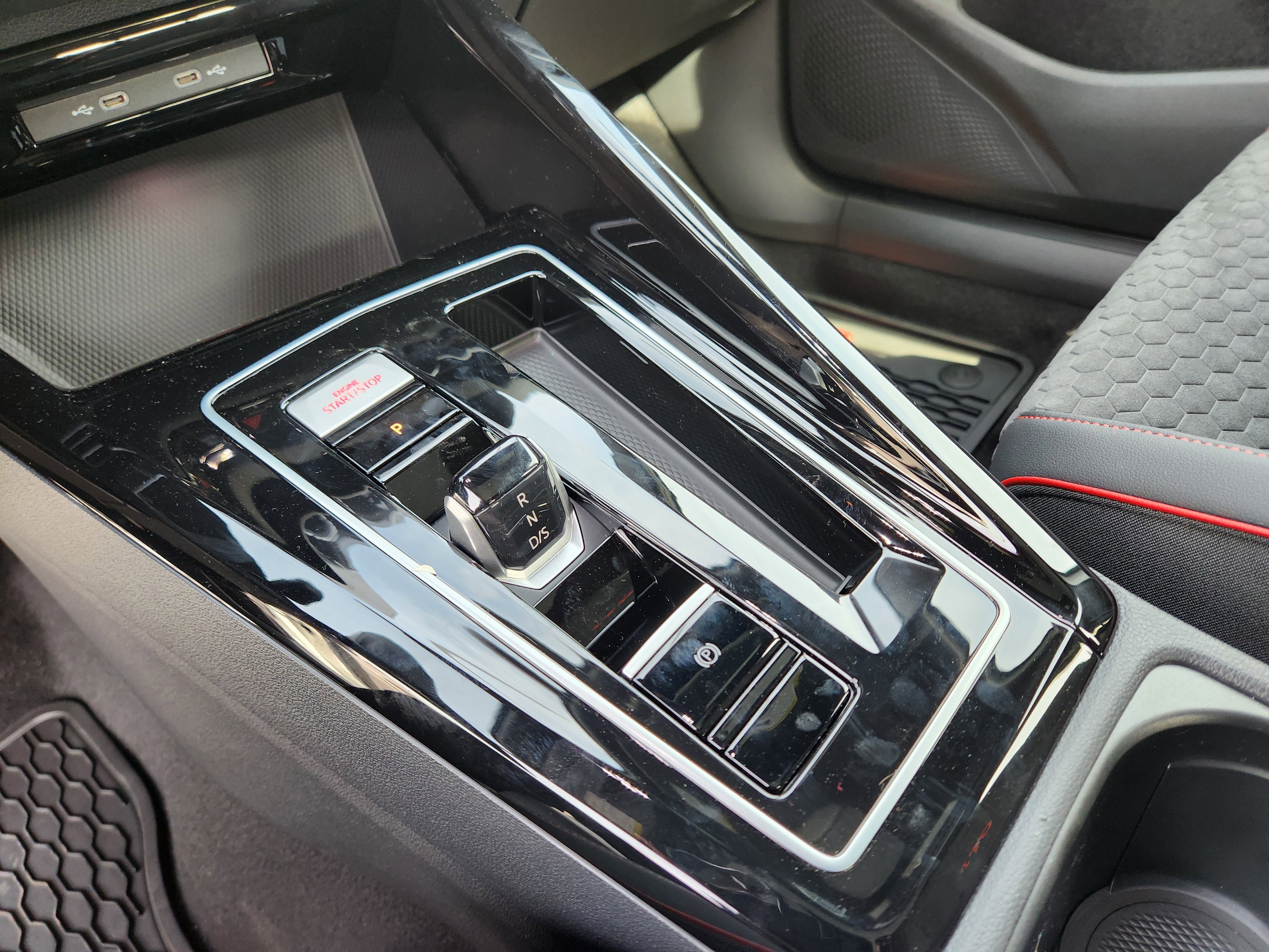 New 2026 Volkswagen Golf SE image 12