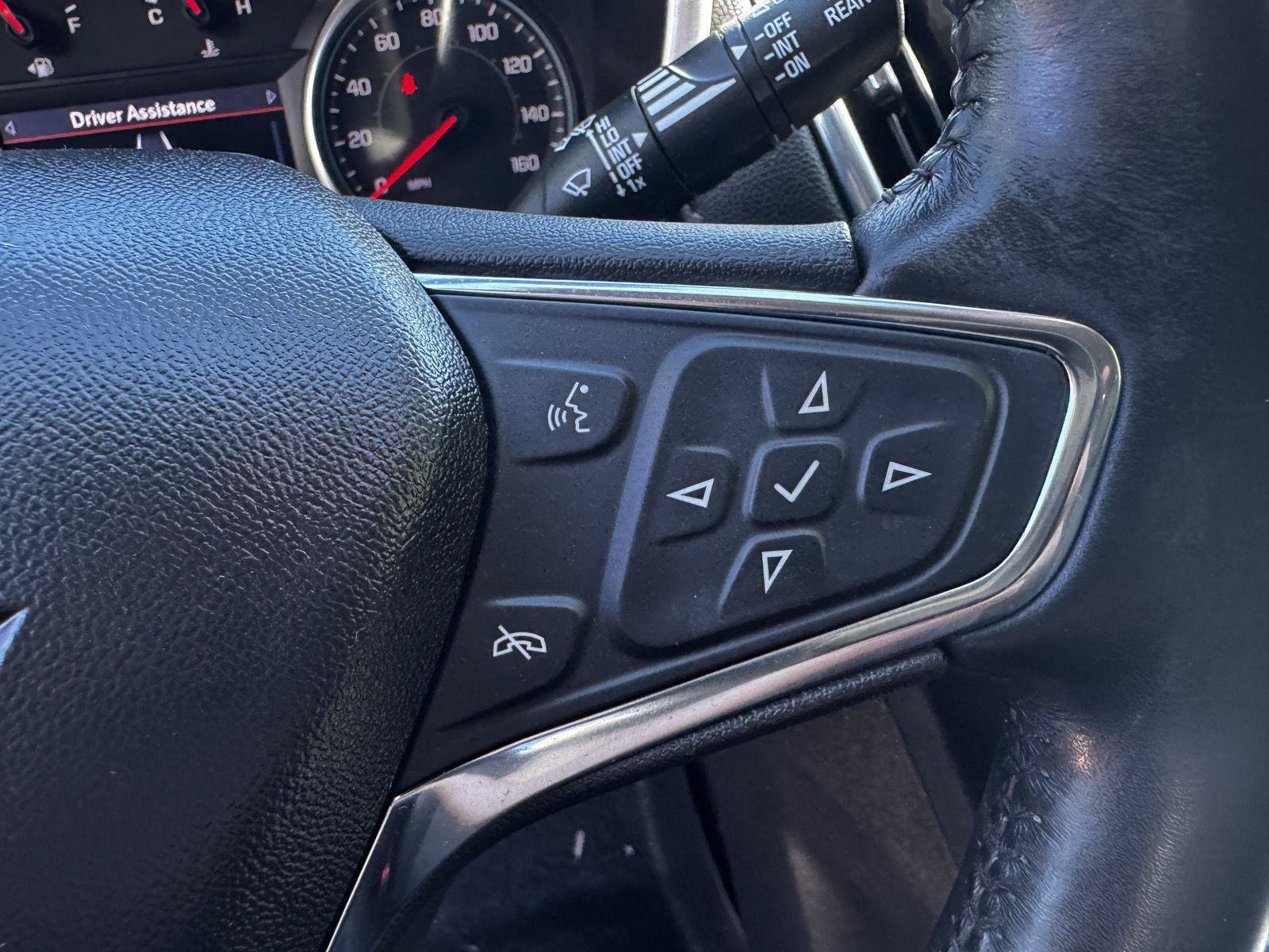 Used 2020 Chevrolet Equinox Premier AWD/4WD image 26