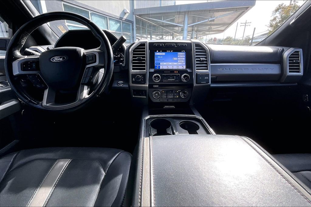 Certified 2018 Ford F250 Platinum w/ Platinum Ultimate Package image 13