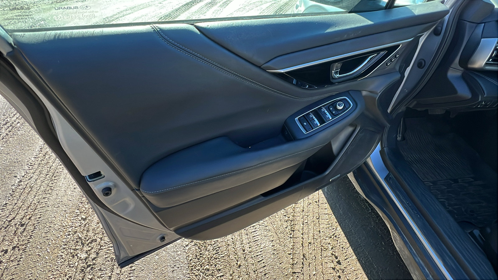 Used 2022 Subaru Outback Limited image 14