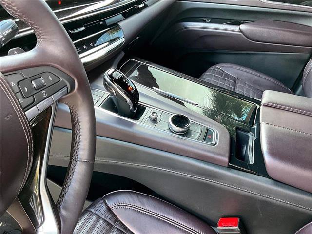 Certified 2024 Cadillac Escalade ESV Sport Platinum w/ LPO, ONYX Package AWD/4WD image 15