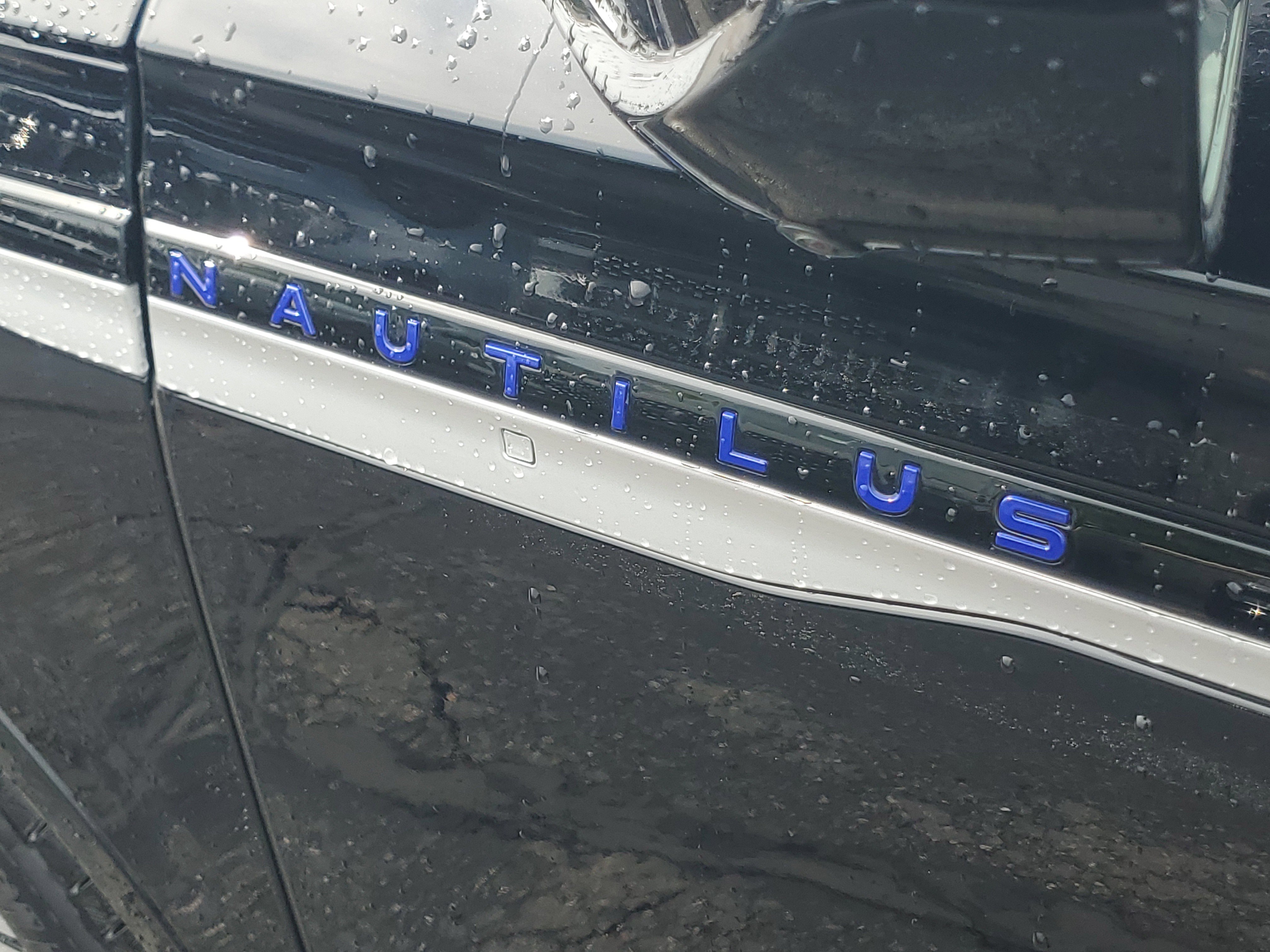 New 2026 Lincoln Nautilus Reserve AWD/4WD image 7