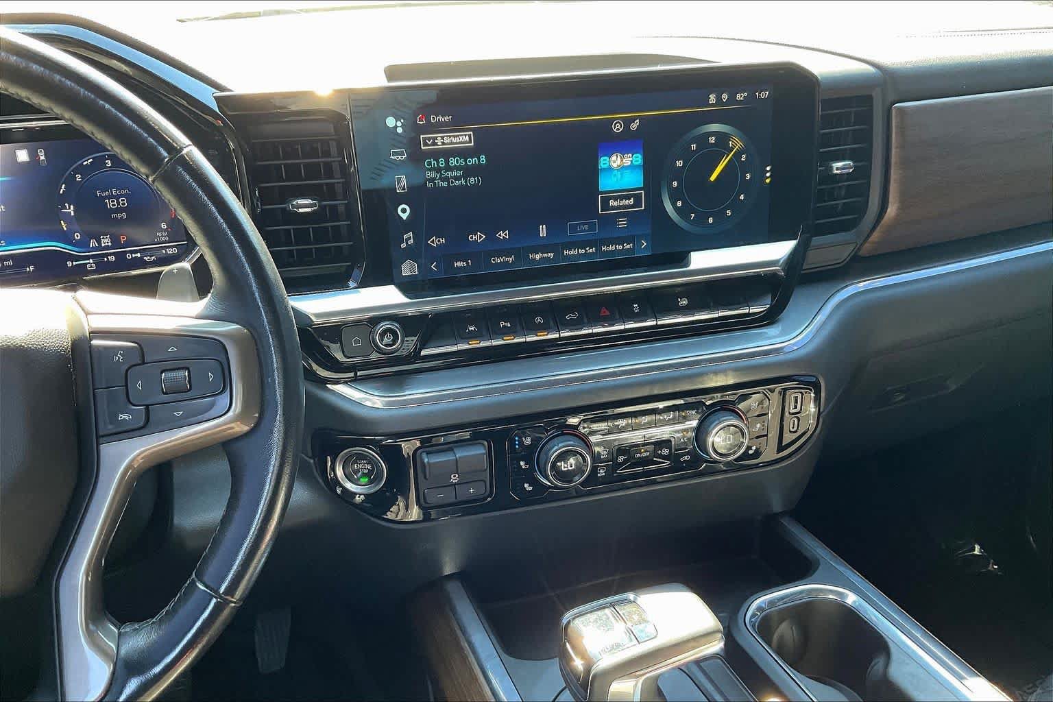 Used 2023 Chevrolet Silverado 1500 High Country w/ High Country Premium Package AWD/4WD image 13
