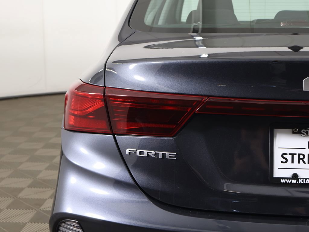 Used 2023 Kia Forte LXS w/ LXS Technology Package image 14