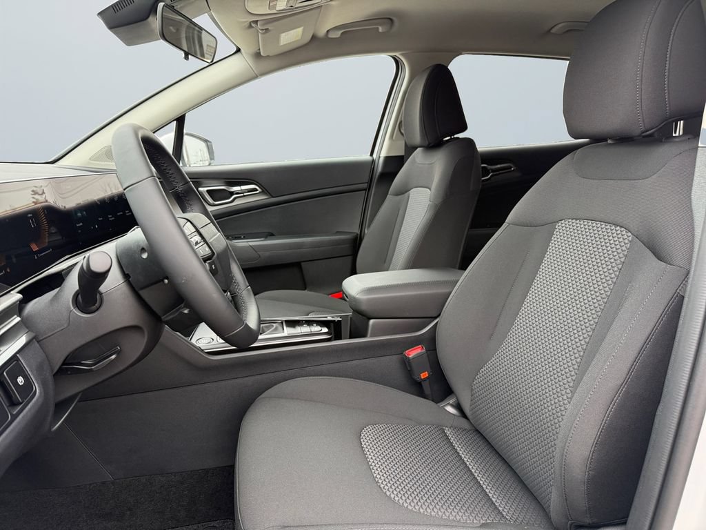 New 2026 Kia Sportage LX w/ LX Convenience Package AWD/4WD image 9