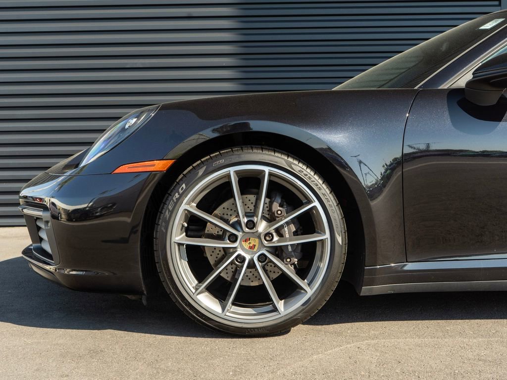 Used 2021 Porsche 911 Carrera image 12