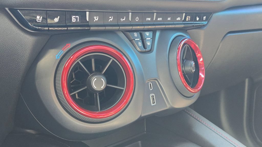 Used 2020 Chevrolet Blazer RS AWD/4WD image 32