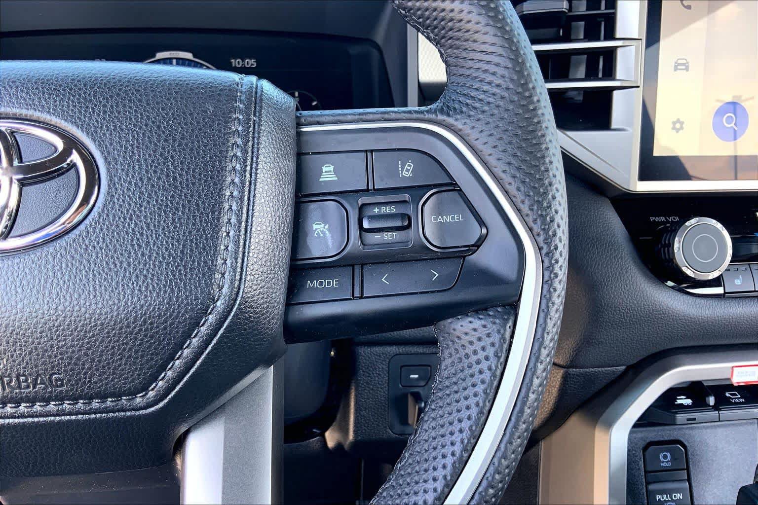 Used 2026 Toyota Tundra Limited AWD/4WD image 24