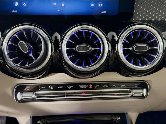 Used 2025 Mercedes-Benz GLB 250 image 19