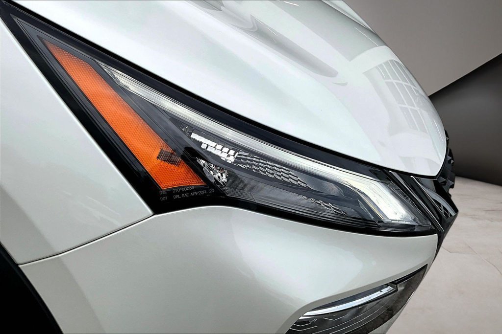 Certified 2023 Nissan Rogue SV w/ SV Premium B Package AWD/4WD image 32