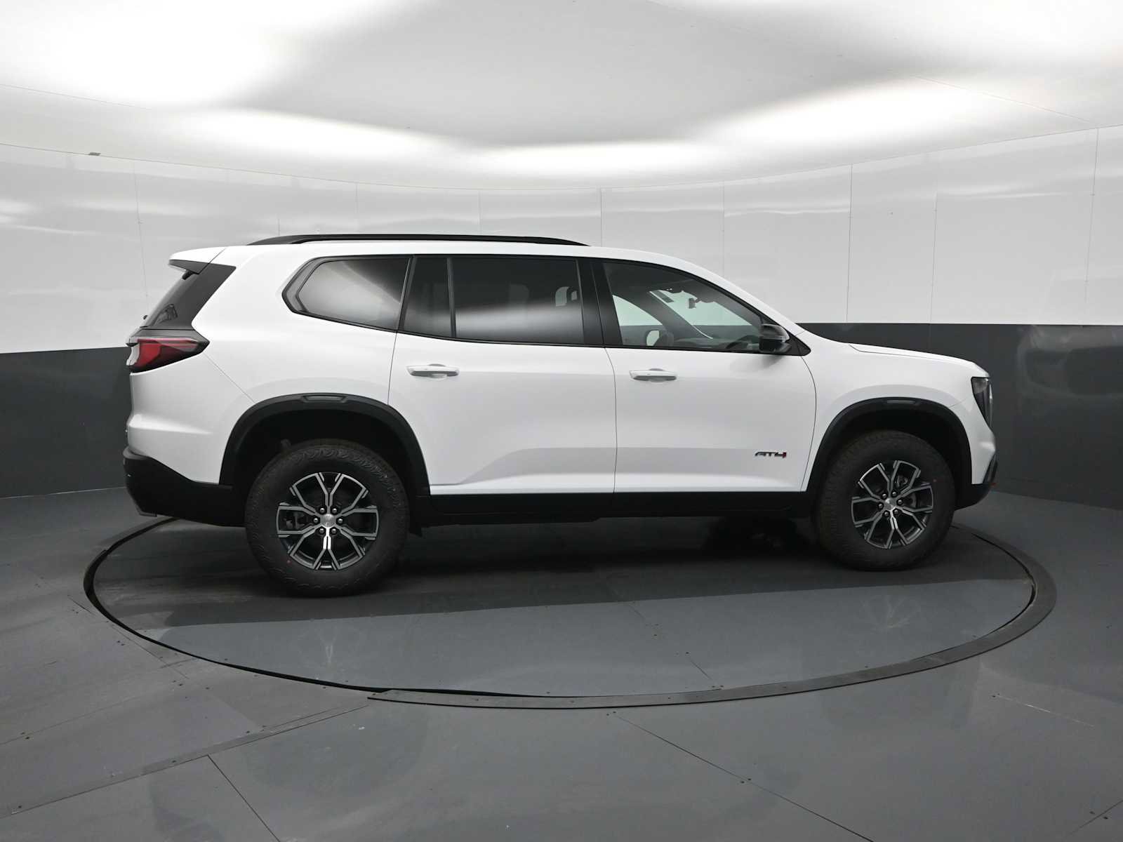 New 2026 GMC Acadia AT4 w/ Luxury Package image 9