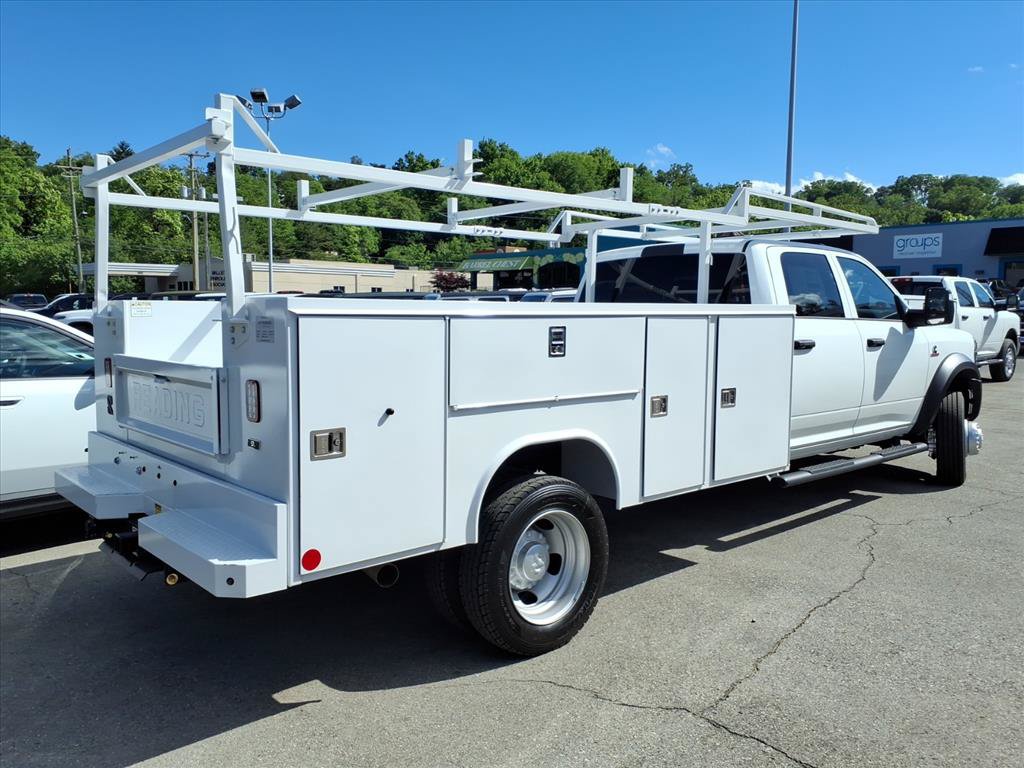 New 2026 RAM 5500 Tradesman w/ Chrome Appearance Group AWD/4WD image 4