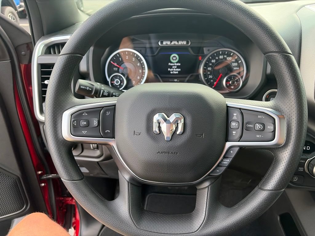 New 2026 RAM 1500 Express AWD/4WD image 23