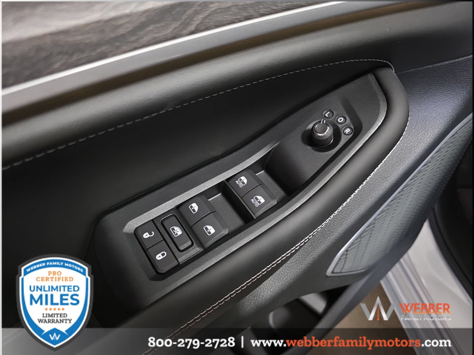 New 2026 Jeep Grand Cherokee Limited AWD/4WD image 16