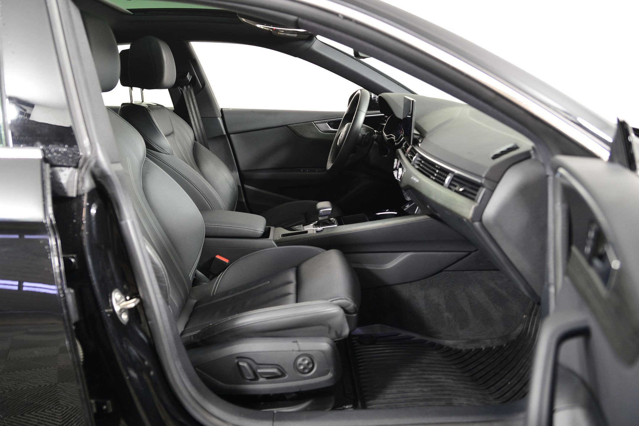 Certified 2023 Audi A5 2.0T Premium w/ Convenience Package image 20