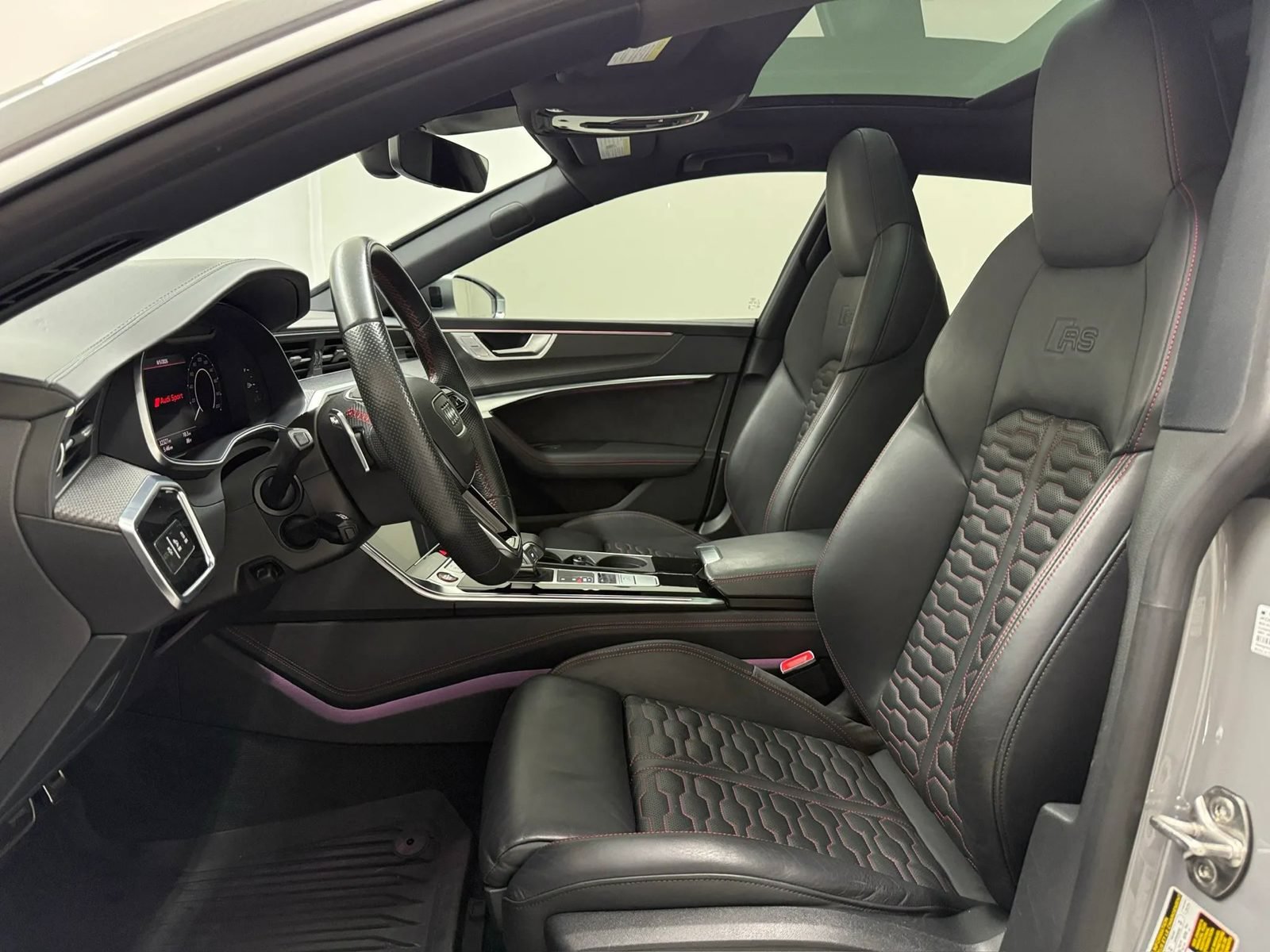 Used 2021 Audi RS 7 Sportback w/ RS 7 Executive Package AWD/4WD image 18