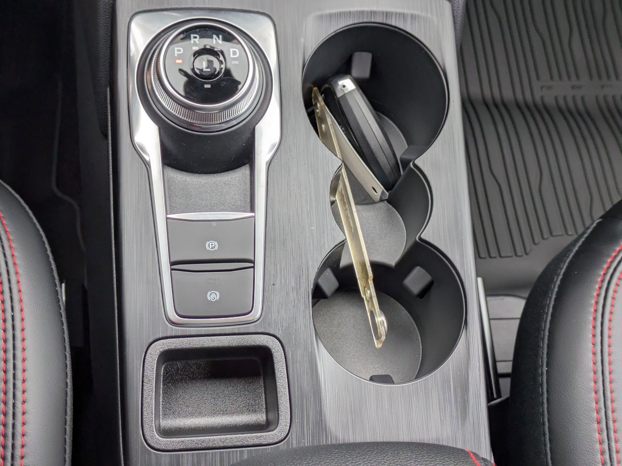 New 2025 Ford Escape ST-Line w/ Equipment Group 301A image 21