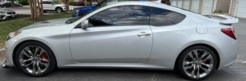 Used 2015 Hyundai Genesis 3.8 RWD image 5