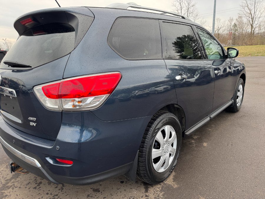 Used 2016 Nissan Pathfinder SV AWD/4WD image 11