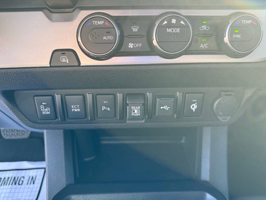 Used 2023 Toyota Tacoma Limited image 18