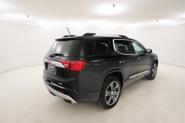 Used 2019 GMC Acadia Denali w/ LPO, Floor Liner Package image 3