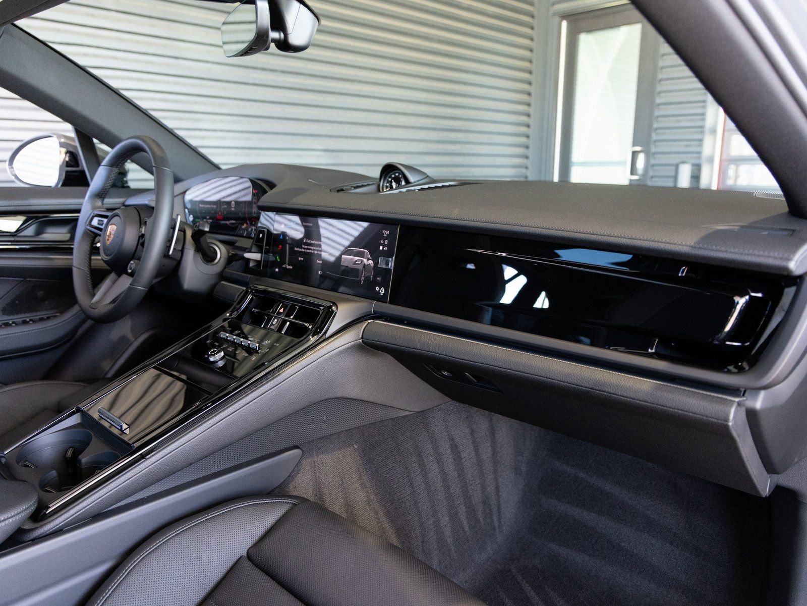 New 2026 Porsche Panamera 4 image 35