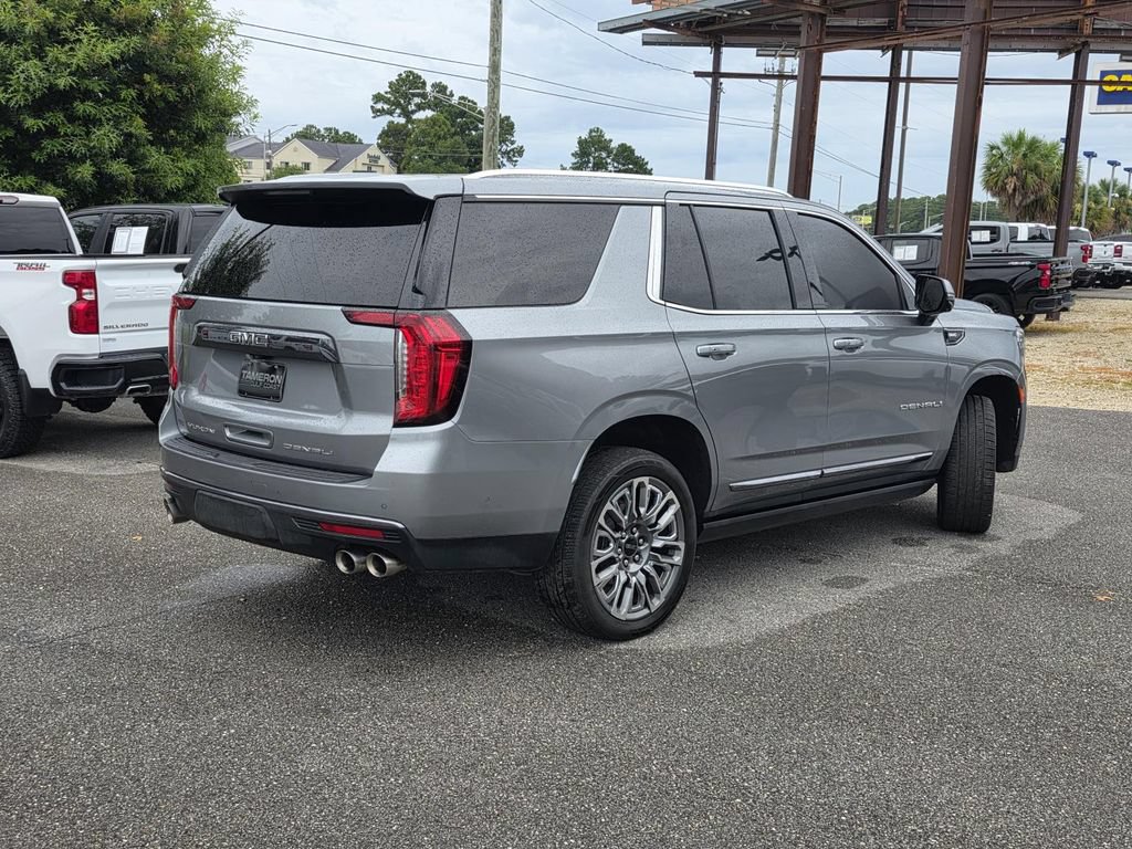 Used 2023 GMC Yukon Denali Ultimate AWD/4WD image 6
